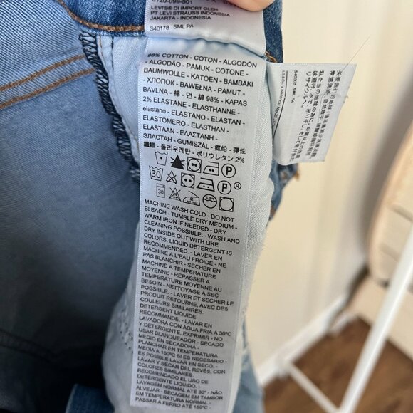 Levi's Wedgie Skinny Jean - Picture 8 of 9
